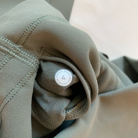 SOLD✖️Lululemon Grey Sage Wunder Train 25” 4 - Picture 5 of 6